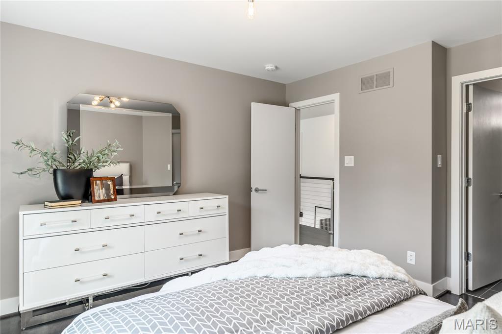 Topping Manor 2 - Residential