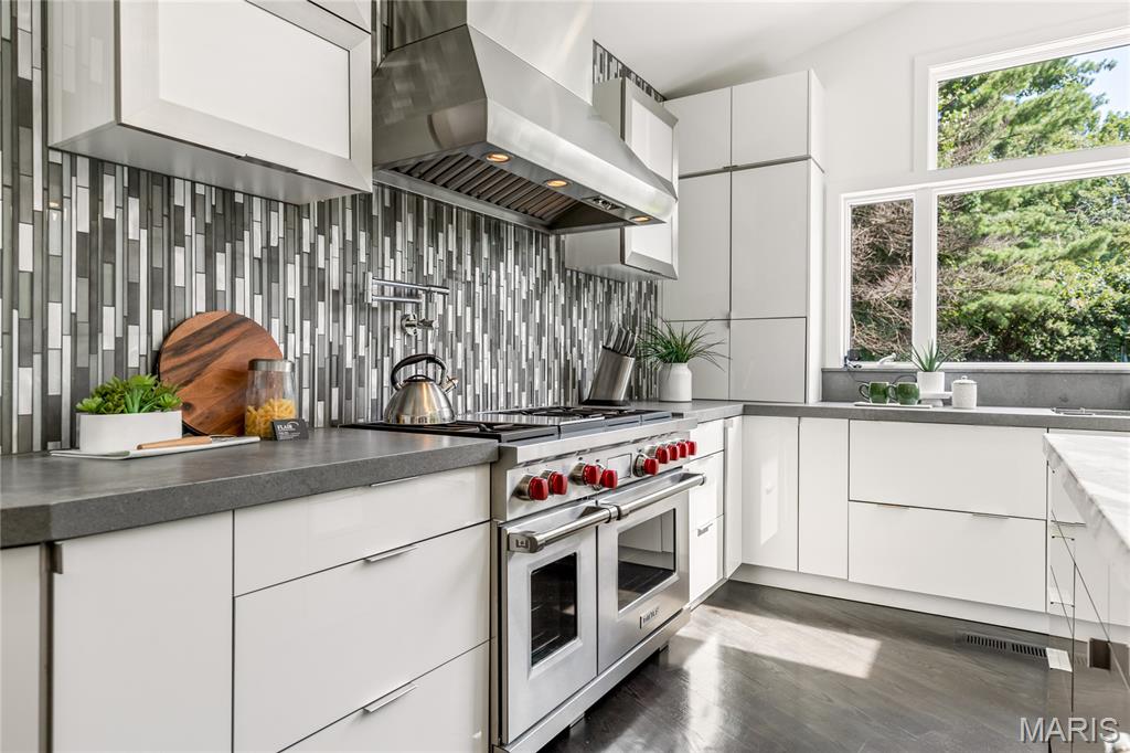 Topping Manor 2 - Residential