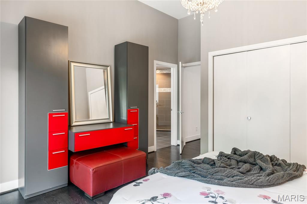 Topping Manor 2 - Residential