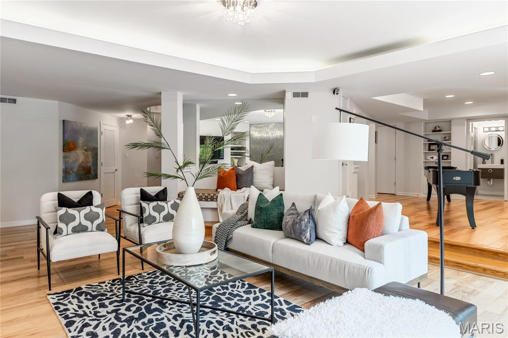 Topping Manor 2 - Residential