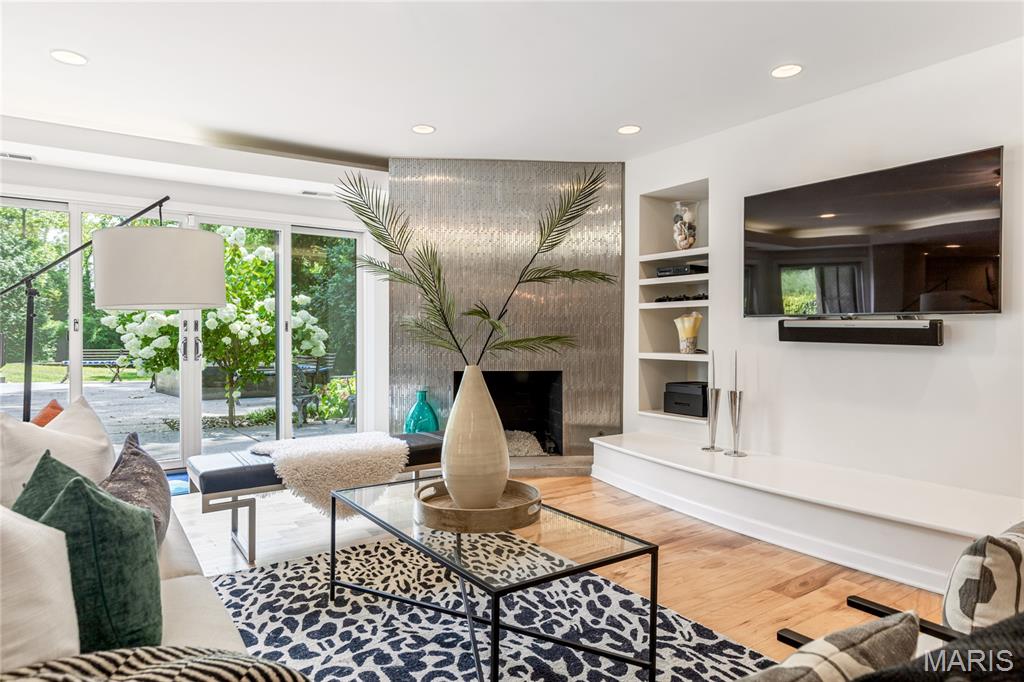 Topping Manor 2 - Residential