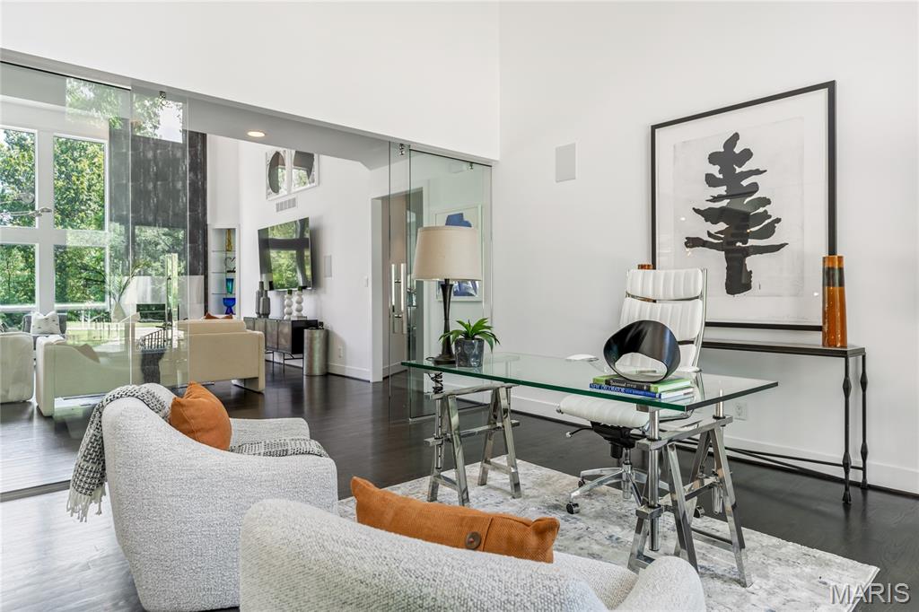 Topping Manor 2 - Residential