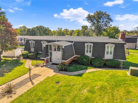Tiny photo for 1722 Herault Place #B, St Louis, MO 63125 (MLS # 26067132)