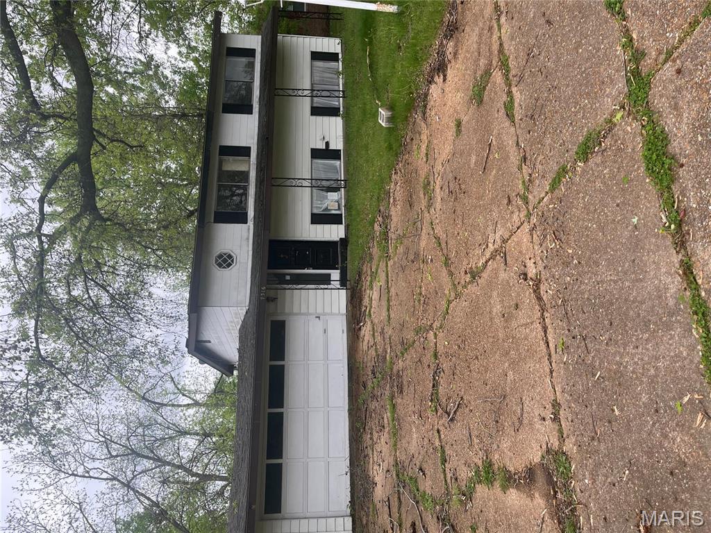 Hazelwood, Missouri 63042, United States, 3 Bedrooms Bedrooms, ,2 BathroomsBathrooms,Residential,Active,124506
