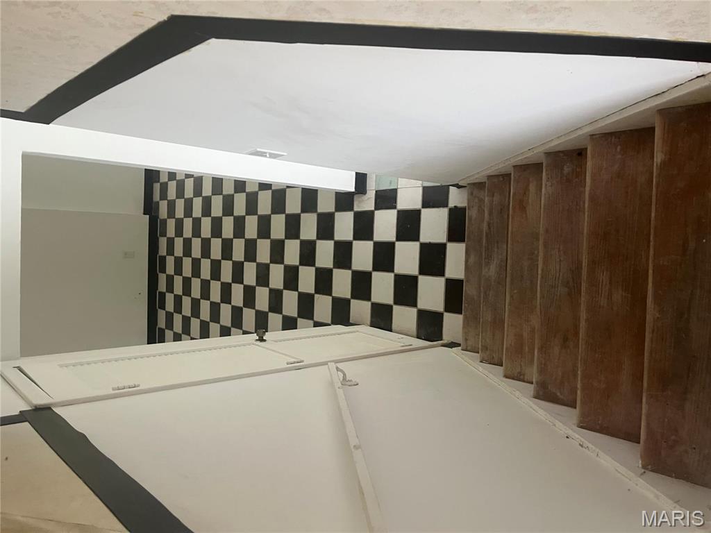 Hazelwood, Missouri 63042, United States, 3 Bedrooms Bedrooms, ,2 BathroomsBathrooms,Residential,Active,124506