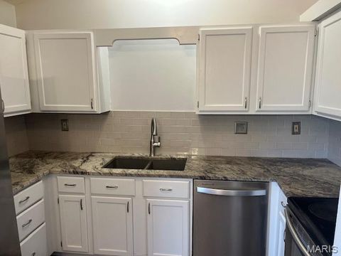 Tiny photo for 720 Tobermory Court, Wentzville, MO 63385 (MLS # 25076817)