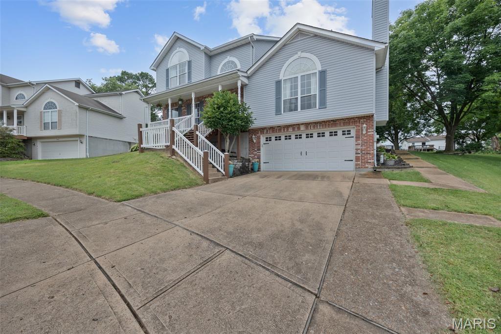 2371 Riverbluff Drive
