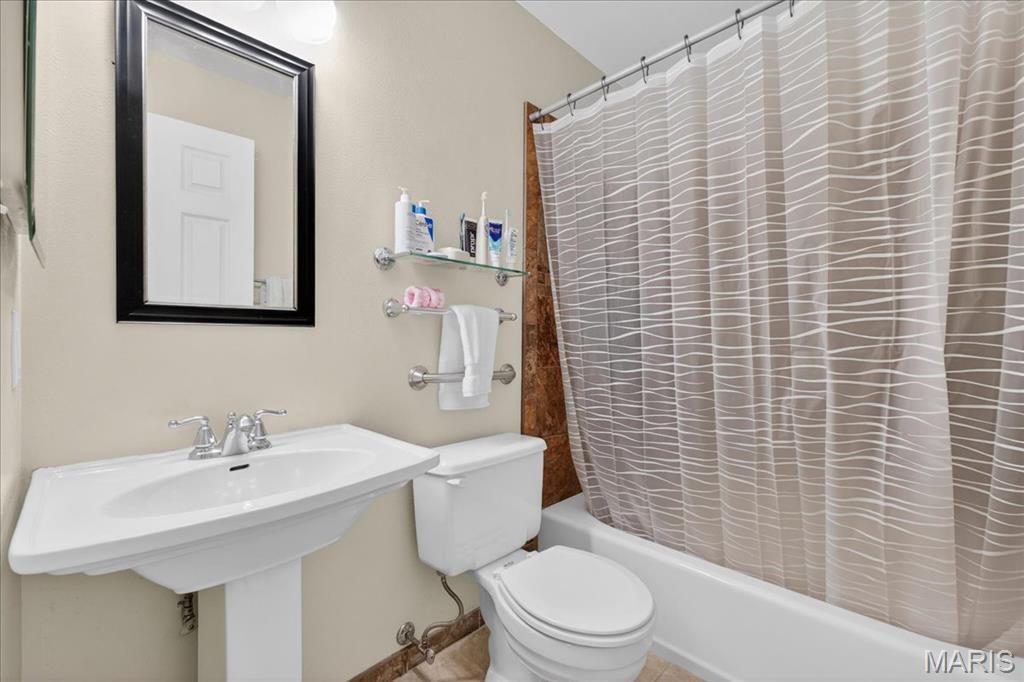 Fern Ridge Condo 1 - Residential