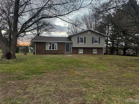 807 Linder Boulevard Greenville IL 62246