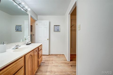 Tiny photo for 1521 Hedgeford Drive #9, Chesterfield, MO 63017 (MLS # 25072171)