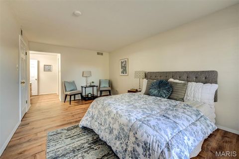 Tiny photo for 1521 Hedgeford Drive #9, Chesterfield, MO 63017 (MLS # 25072171)