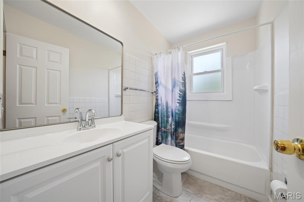 Teakwood Place 5 - Residential