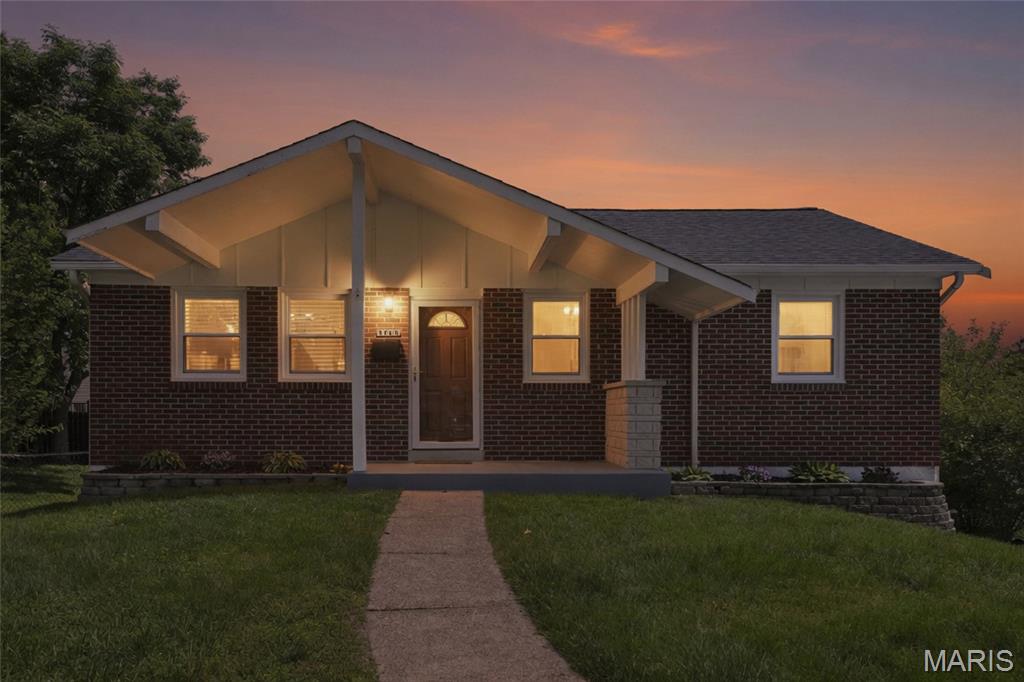 Teakwood Place 5 - Residential