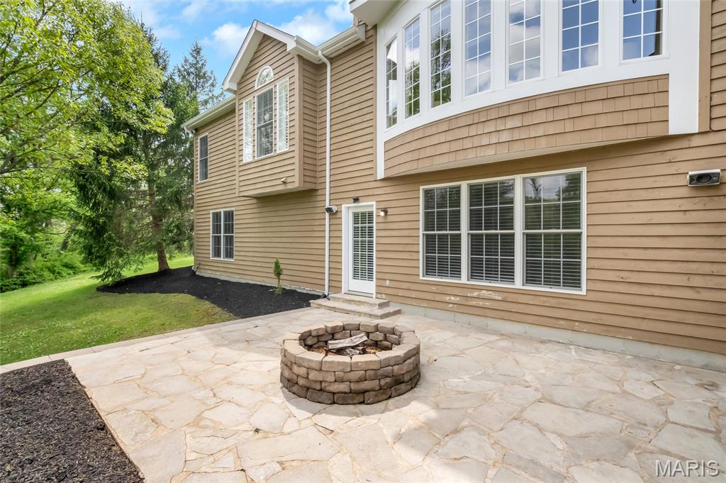 Three Sisters Farm - Residential