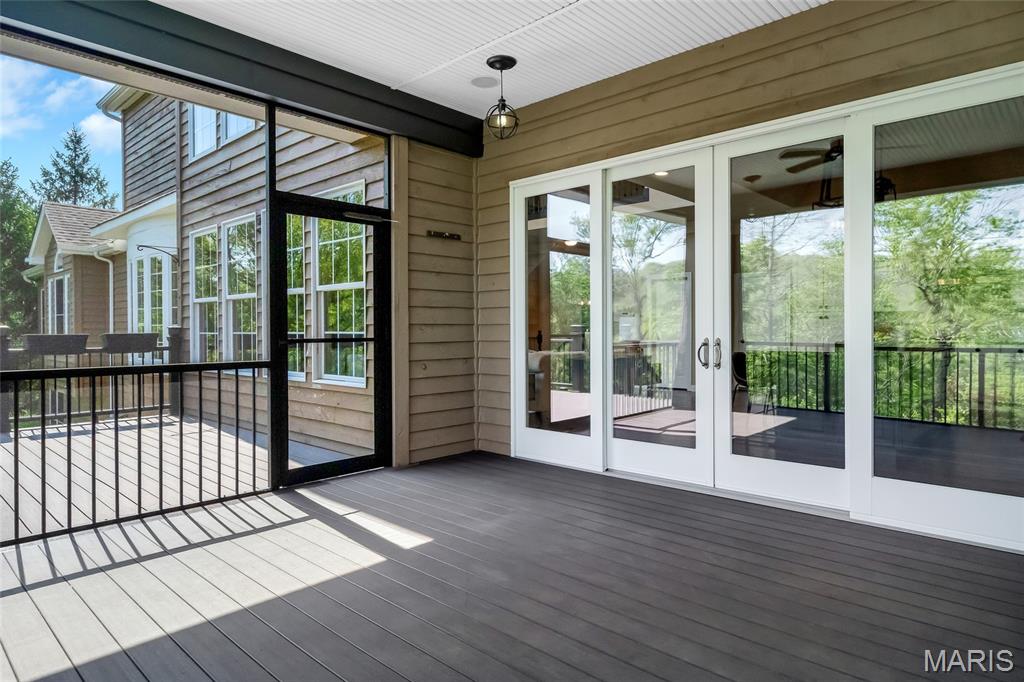 Three Sisters Farm - Residential