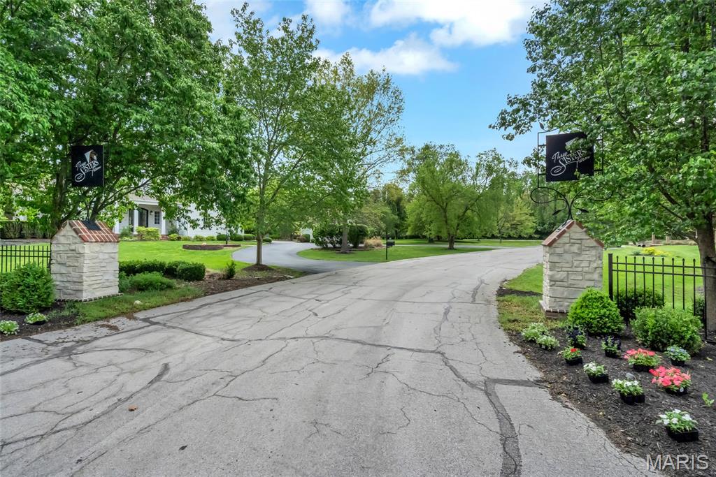 Three Sisters Farm - Residential