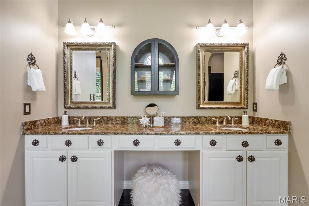 Three Sisters Farm - Residential