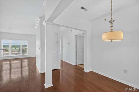Tiny photo for 1241 Strassner Drive #1505, Brentwood, MO 63144 (MLS # 26047306)