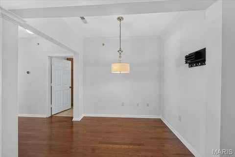 Tiny photo for 1241 Strassner Drive #1505, Brentwood, MO 63144 (MLS # 26047306)