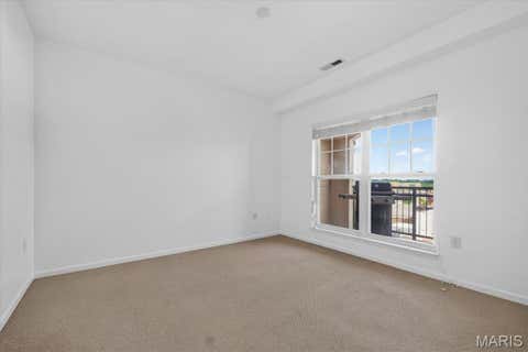 Tiny photo for 1241 Strassner Drive #1505, Brentwood, MO 63144 (MLS # 26047306)