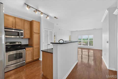 Tiny photo for 1241 Strassner Drive #1505, Brentwood, MO 63144 (MLS # 26047306)
