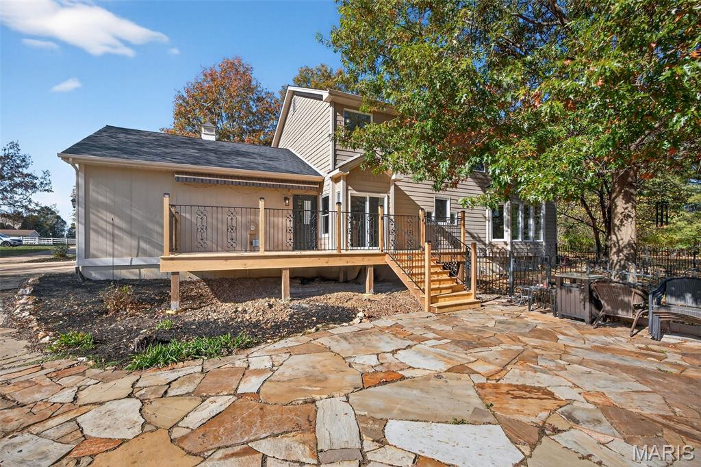 1330 Lake Hollow Drive