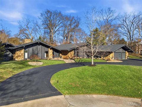 132 Mystic Meadows Lane Creve Coeur MO 63141