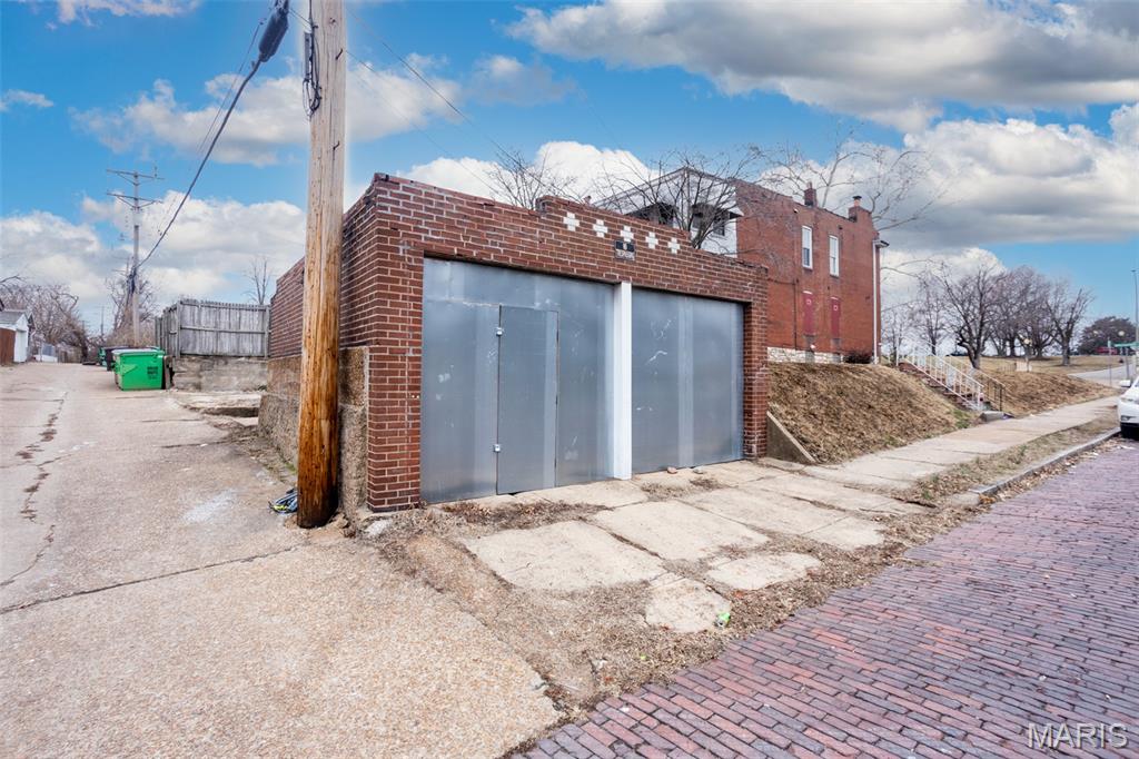 Eilers Add - Residential Income