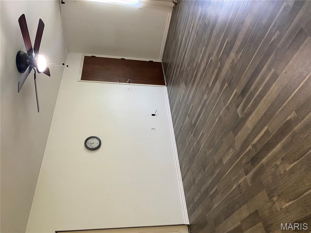 3122 Carnaby Lane C