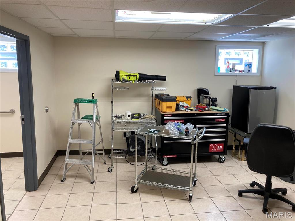 TRIANGLE - Commercial Sale