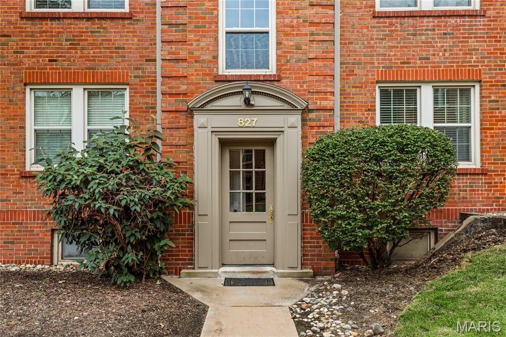 827 Westwood Drive 3E