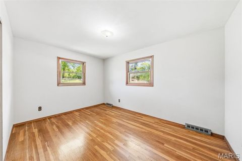 Tiny photo for 13579 Old Jamestown Road, Black Jack, MO 63033 (MLS # 26030234)