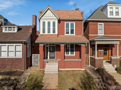 Photo of 3319 Magnolia Avenue, St Louis, MO 63118 (MLS # 25080746)