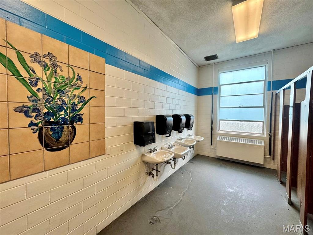 N/A - Commercial Sale