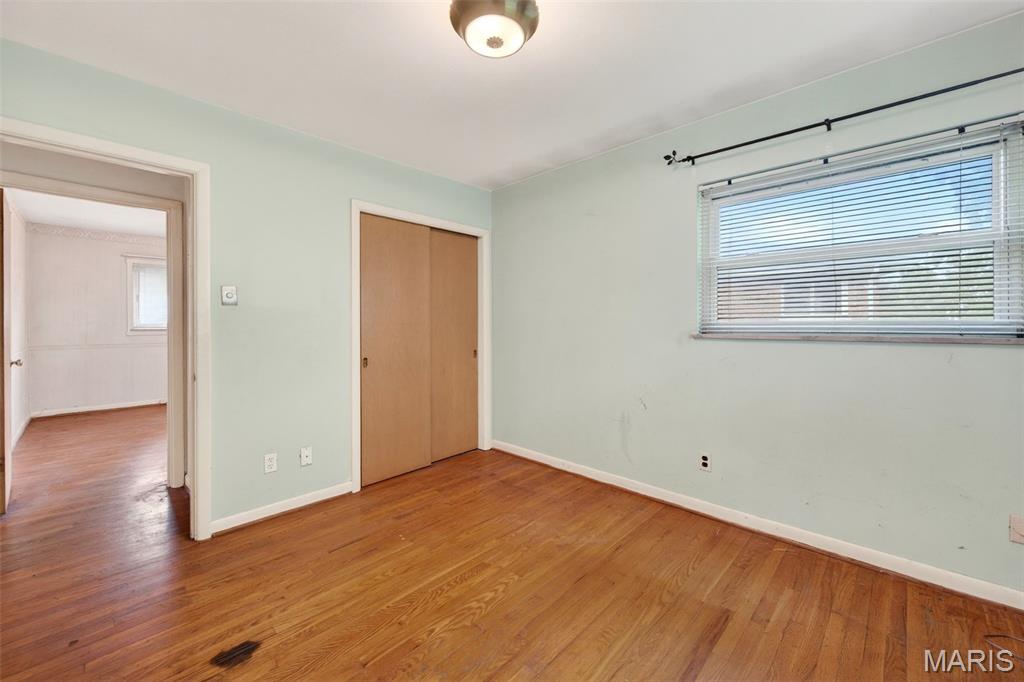 Sunset Club Court - Residential