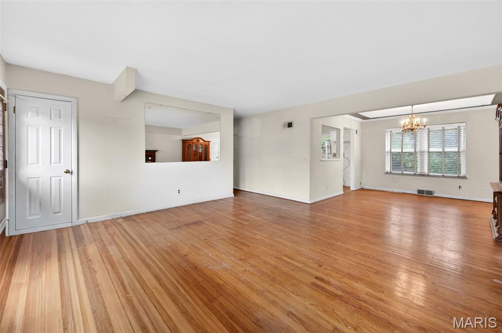 Sunset Club Court - Residential