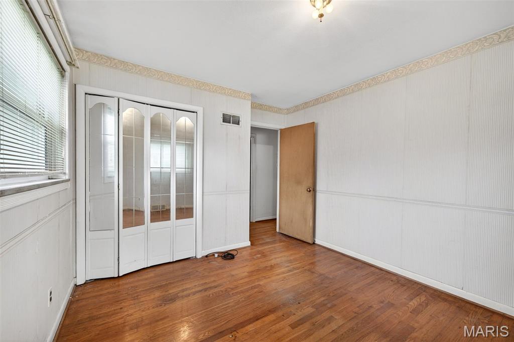 Sunset Club Court - Residential