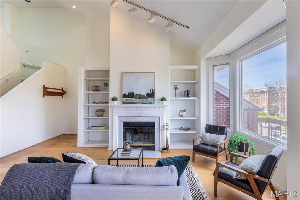 5600 Waterman/Warwick - Residential