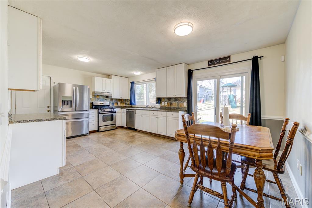 Country Lake Estates - Residential