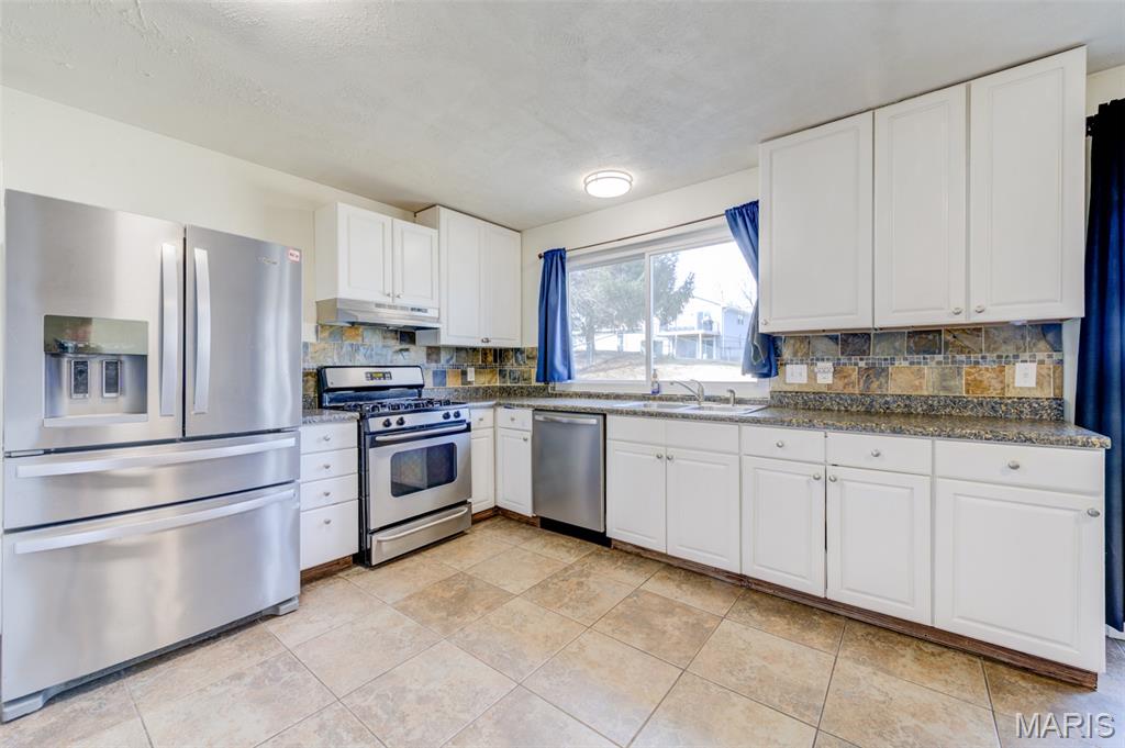 Country Lake Estates - Residential