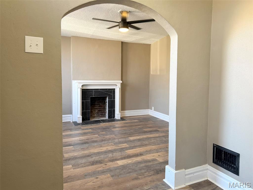 St Louis Commons Add - Residential