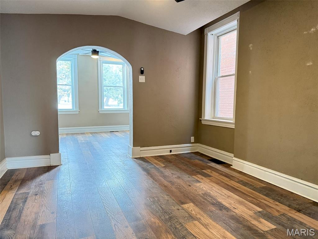 St Louis Commons Add - Residential