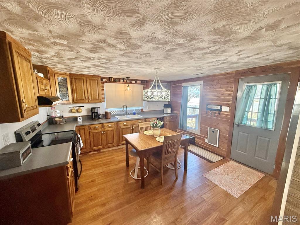 Sur Rts Estate - Residential