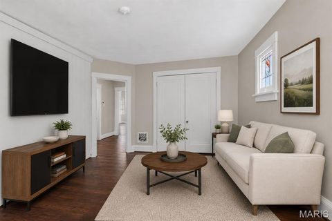 Tiny photo for 2318 Patton Avenue, Brentwood, MO 63144 (MLS # 26030566)