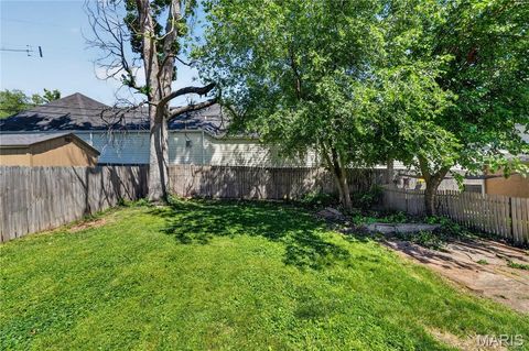 Tiny photo for 2318 Patton Avenue, Brentwood, MO 63144 (MLS # 26030566)