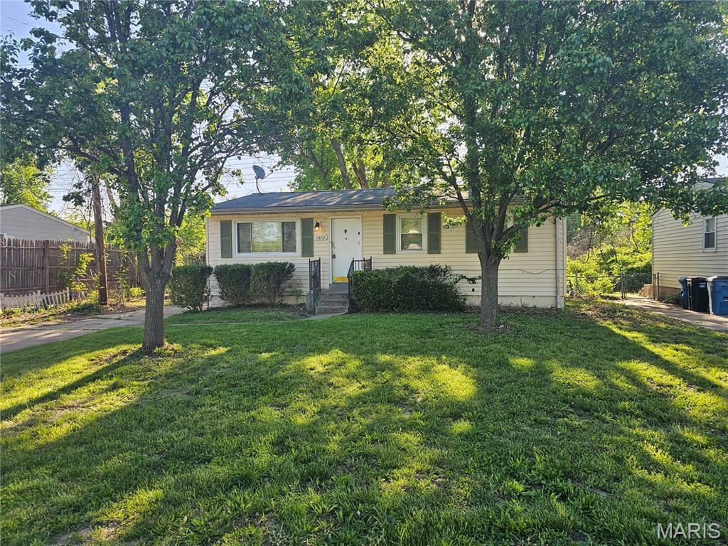 Photo of 11852 Criterion Avenue, St Louis, MO 63138 (MLS # 26026283)