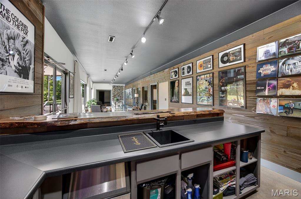 N/A - Commercial Sale