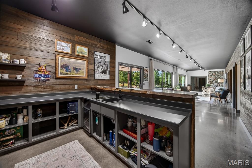 N/A - Commercial Sale