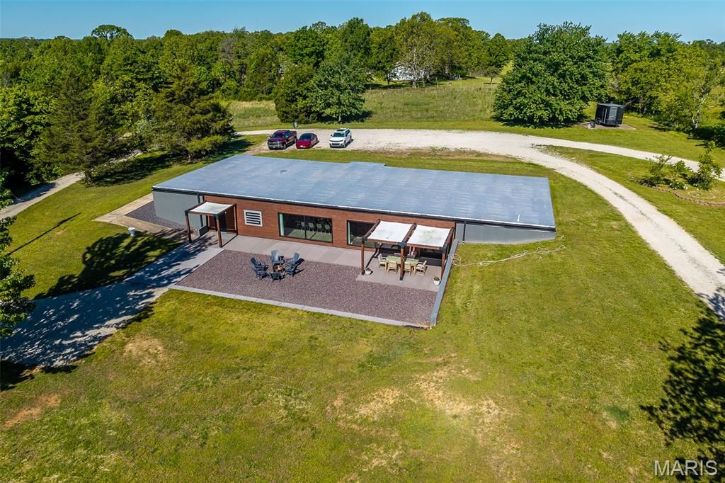 Photo of 26559 Highway 5, Lebanon, MO 65536 (MLS # 26028757)