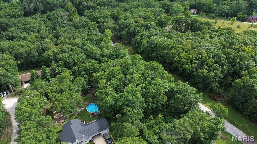 Lake St Clair - Land